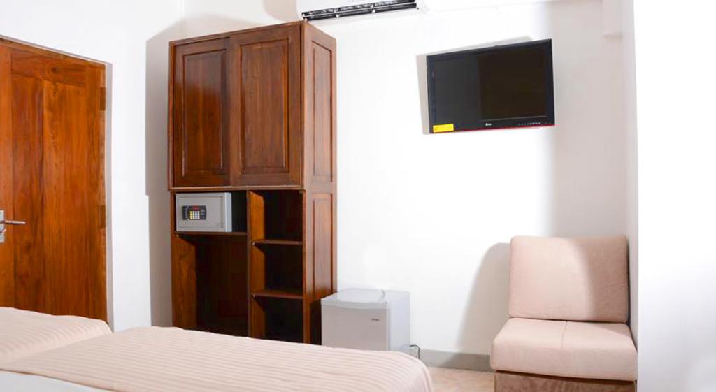 Inlak Garden Hotel Negombo Pokoj fotografie