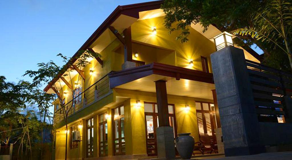 Inlak Garden Hotel Negombo Exteriér fotografie