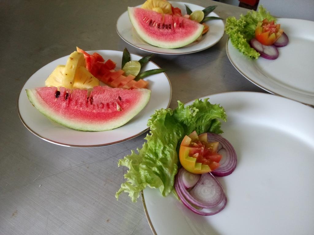 Inlak Garden Hotel Negombo Exteriér fotografie