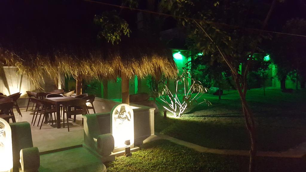 Inlak Garden Hotel Negombo Exteriér fotografie